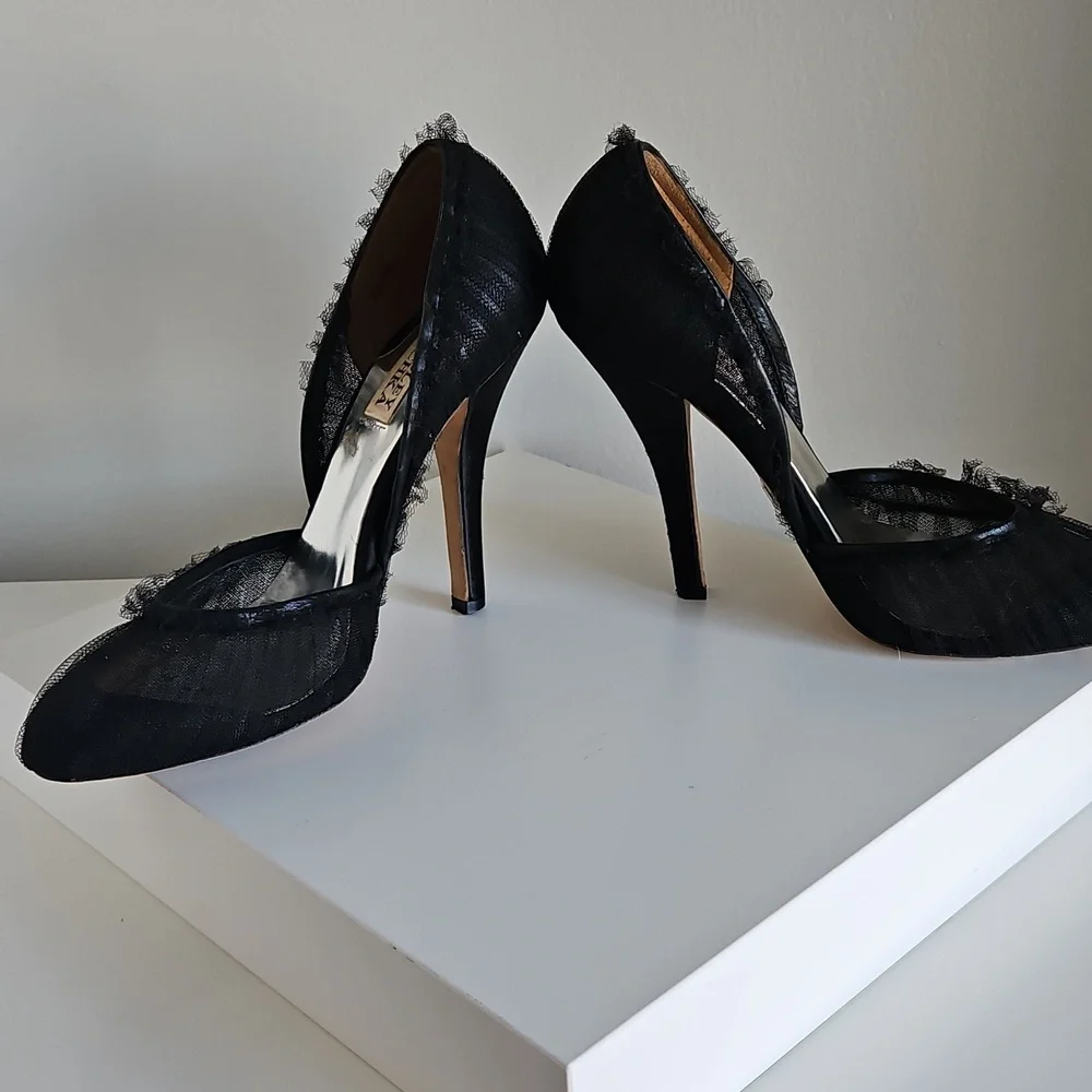 Badgley Mischka Women Heels size 7.5 Black 4.5 Inch Heel Pumps - Picture 6 of 8
